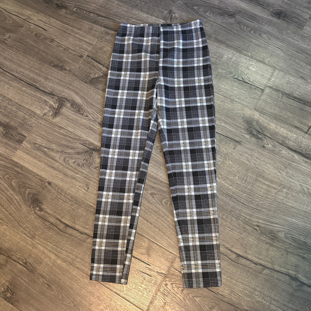 Forever 21 Black and White Plaid Pants